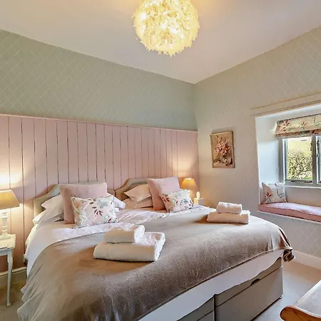 3 Bed In Leyburn G0185 度假居