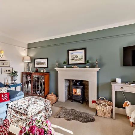 3 Bed In Leyburn G0185 *